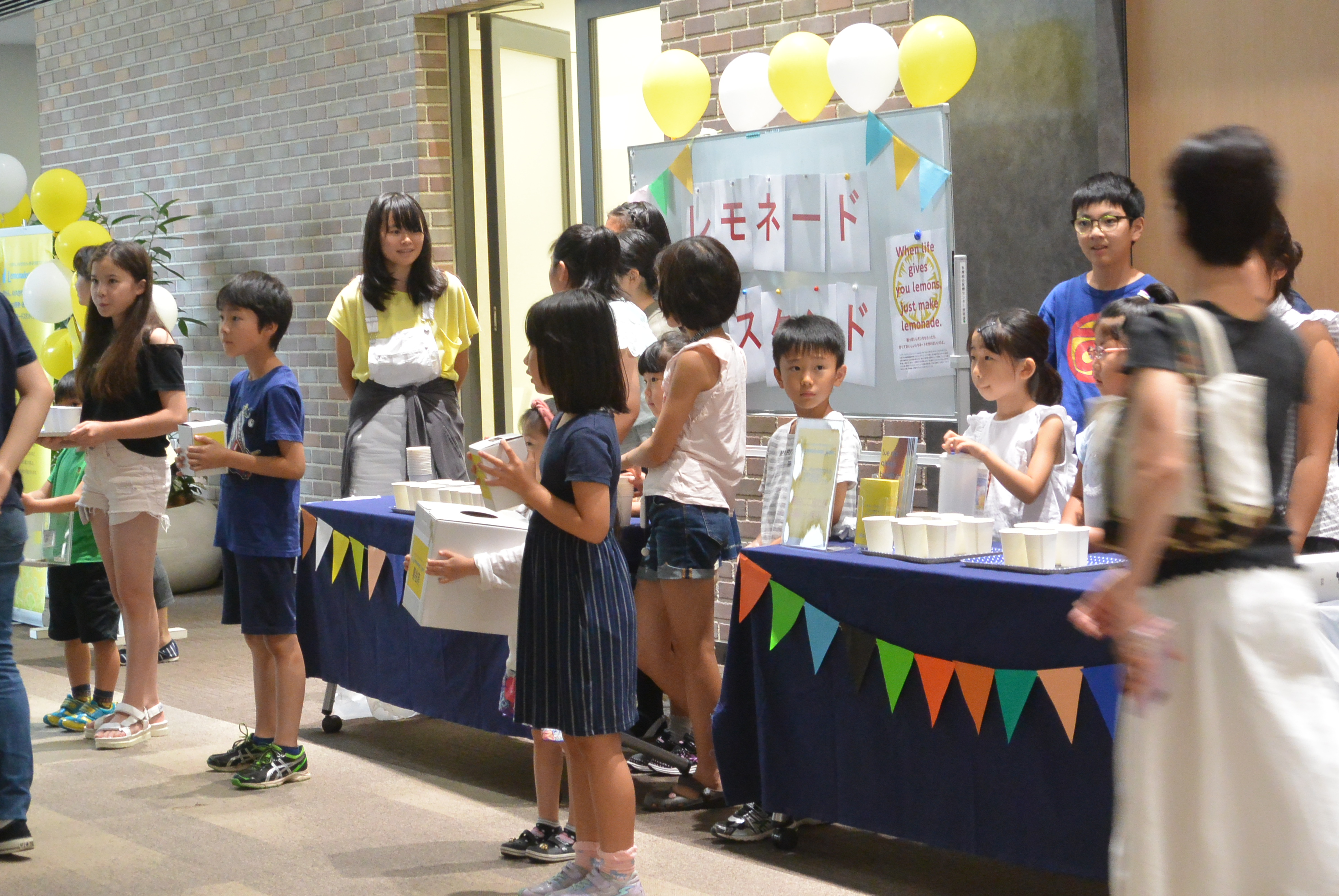 東京都立小児総合医療センター 夏休み公開講座 小児がん支援のレモネードスタンド 子ども向けイベント Npo法人キャンサーネットジャパン